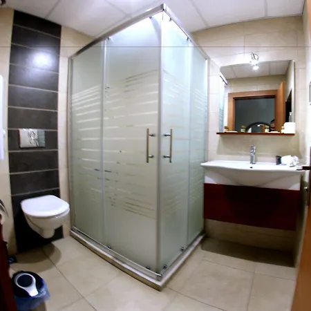 سيلينا فندق